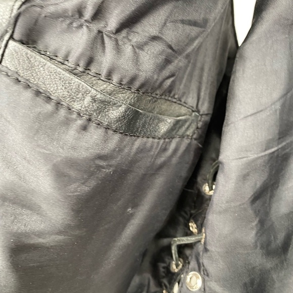 Hot Leathers Brown and Black Fringe Vest - Picture 10 of 10